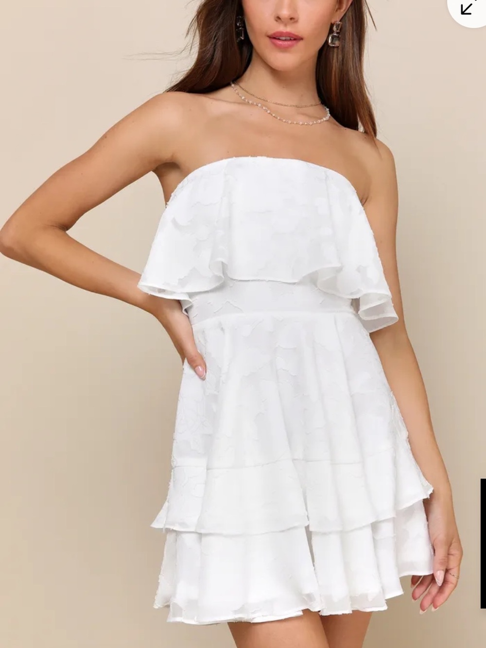 Lulu’s True Lover White Burnout Floral Ruffled Strapless Mini Dress Size S